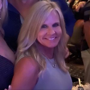 Meet your Posher, Janna